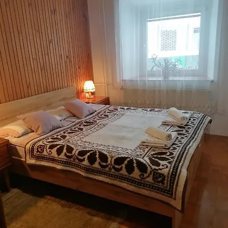 Apartma Tilika *