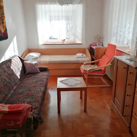 Apartma Tilika *